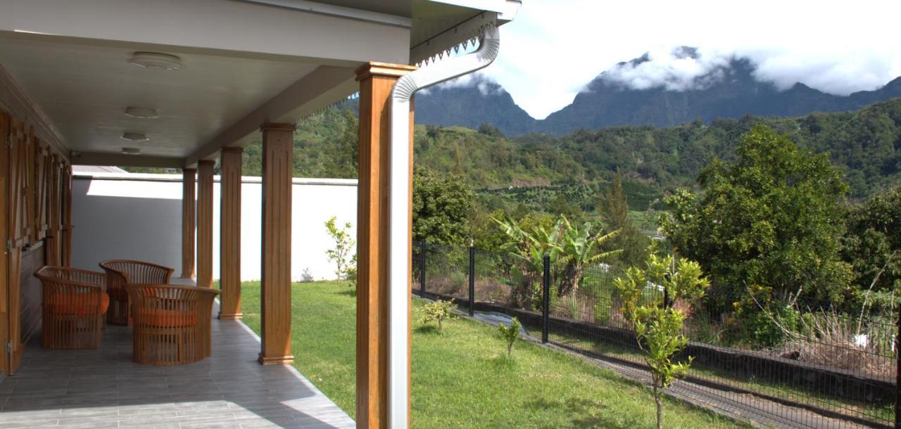 Villa Le Jacaranda Салази Экстерьер фото